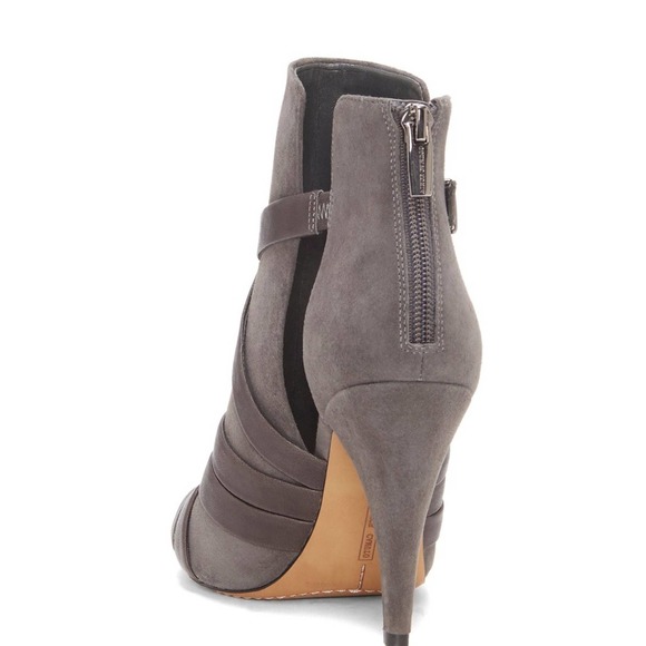 NEW Vince Camuto size 10 - Picture 3 of 5